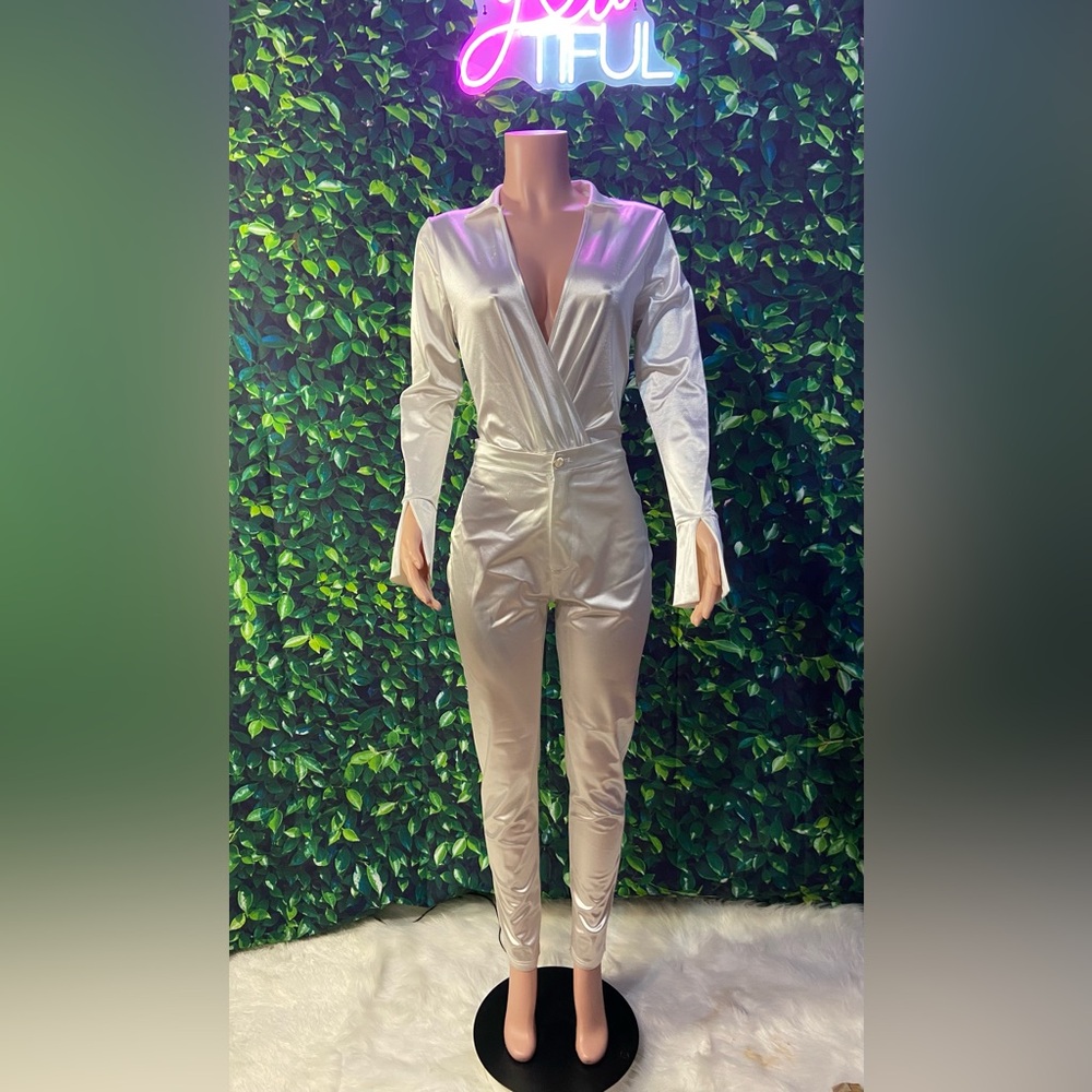 Women’s pants set